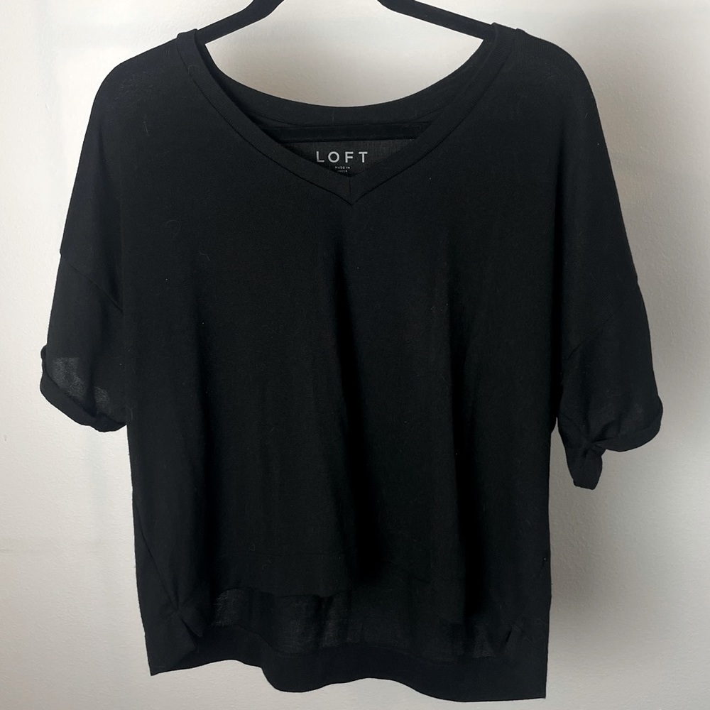 LOFT Black Crop Top V Neck Oversized